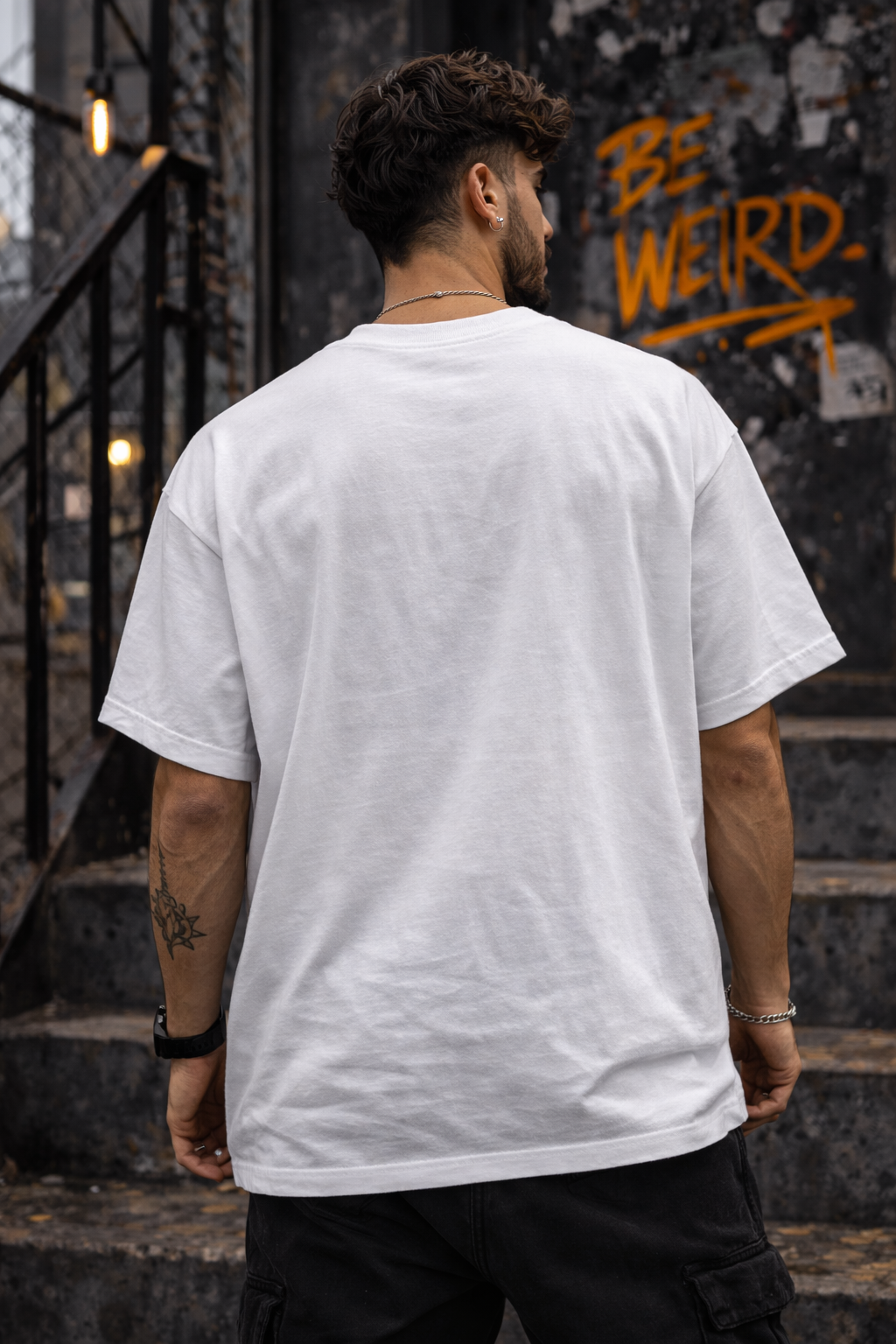 Never Fit In Oversized Streetwear T-Shirt