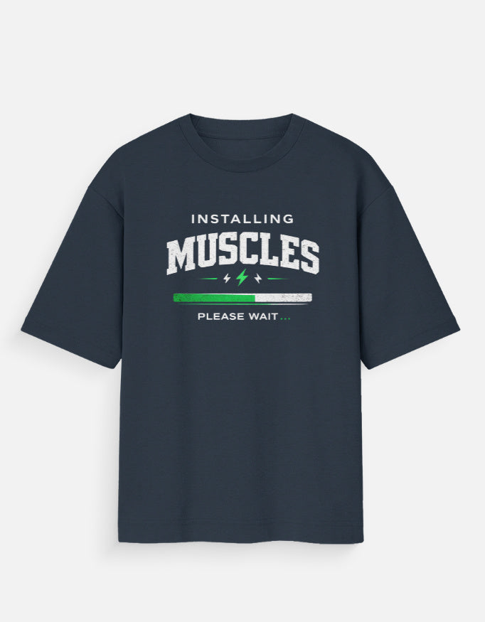 BeWeirdo Installing Muscles funny gym oversized t-shirt black front closeup